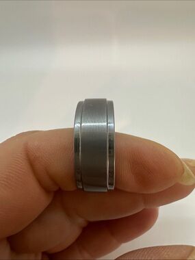 Tungsten Carved Ring Size 11
